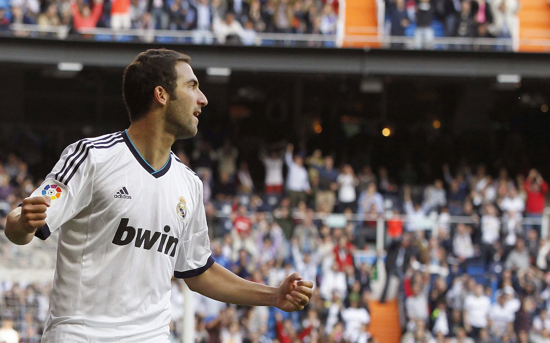 爱游戏igame-勇士推广“无现金球馆”，引领支付新风尚，勇士新球馆花了多少钱