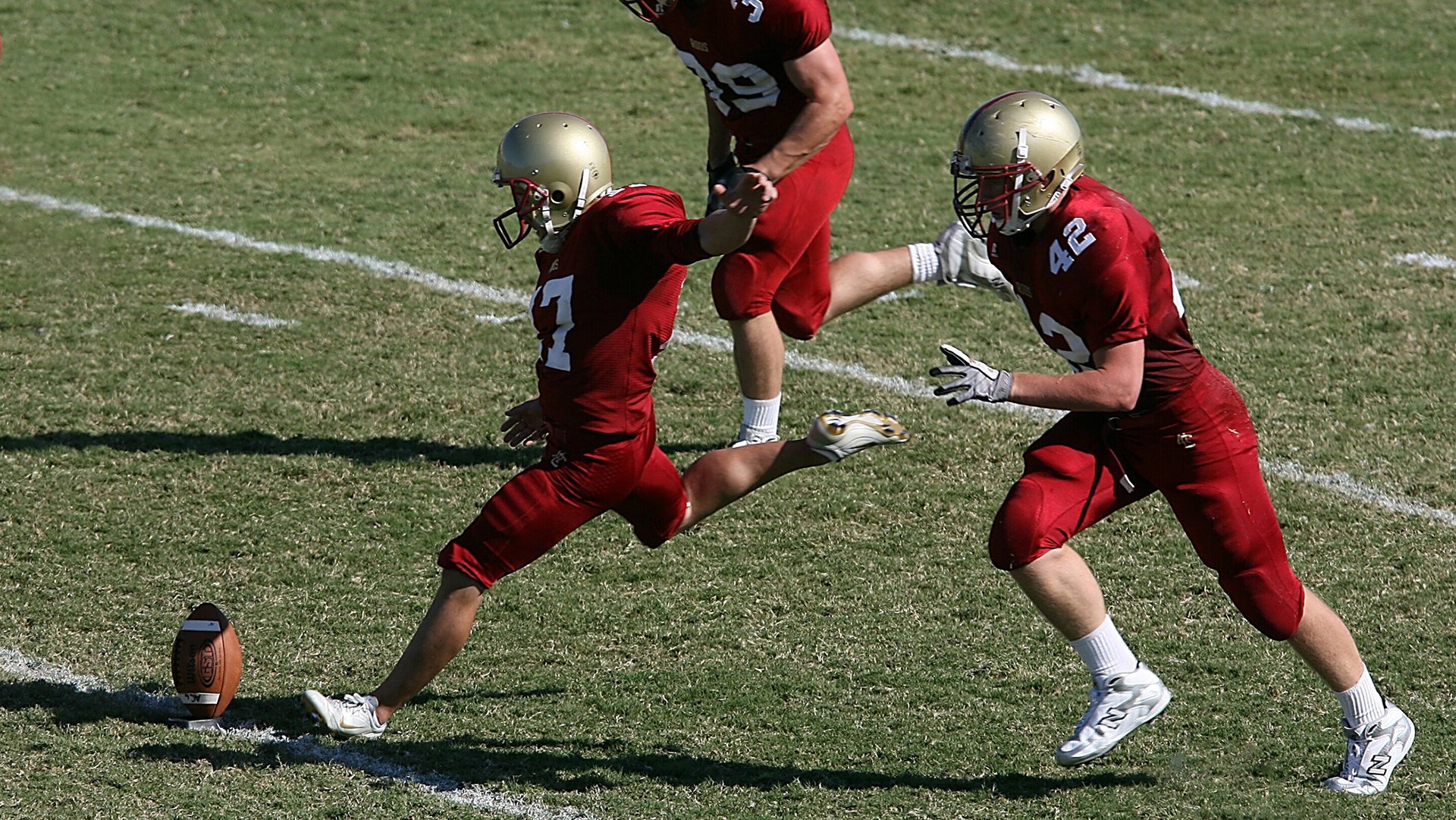 爱游戏官方-德甲俱乐部财务状况逐渐改善，德甲俱乐部收入