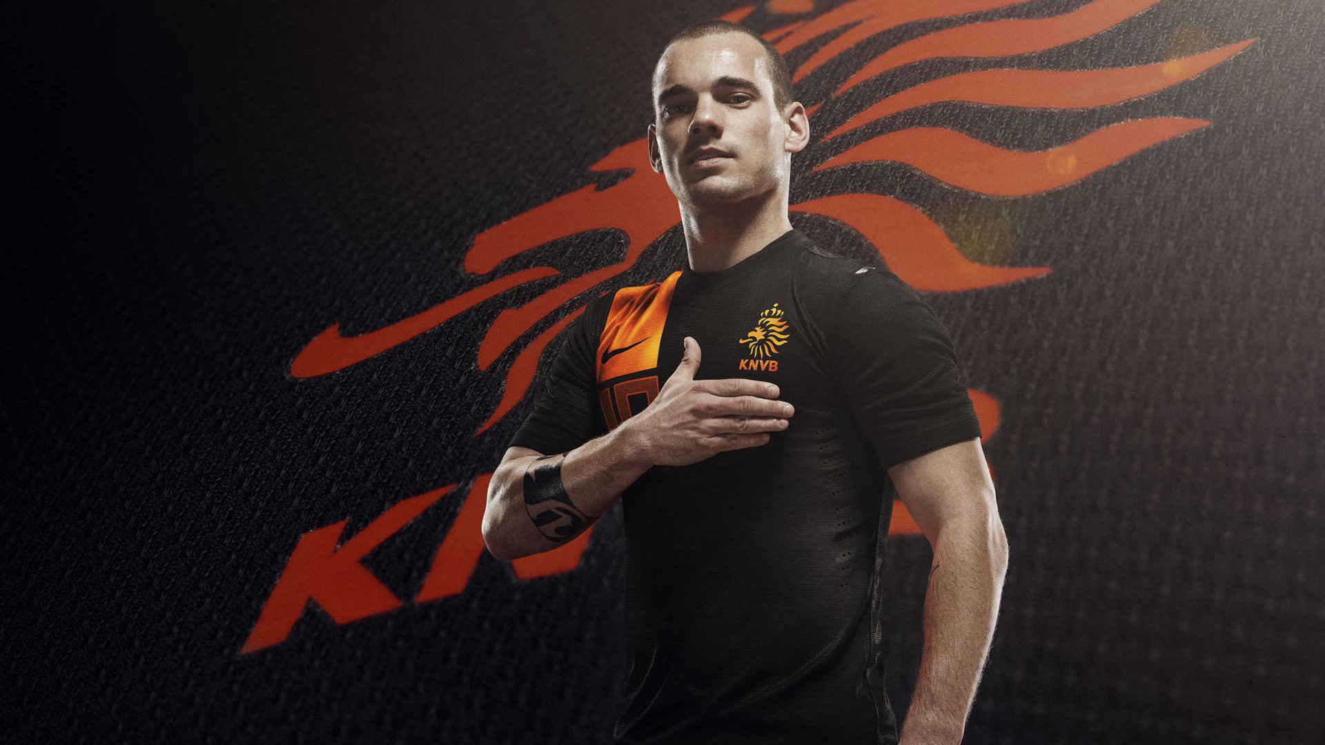 西甲泳坛秀，足球+多元化运动融合发展，西甲一号 游泳健身